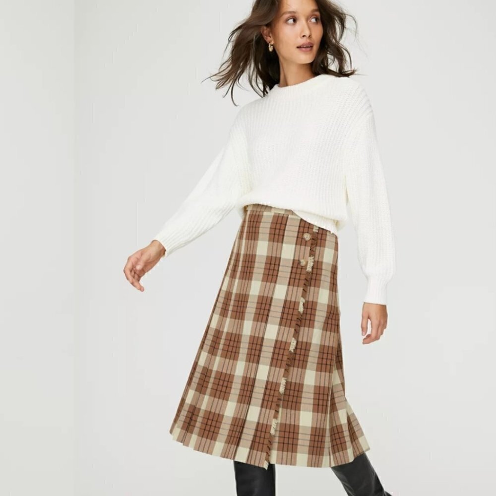 Aritiza Wilfred - Essential Chenille Sweater medium